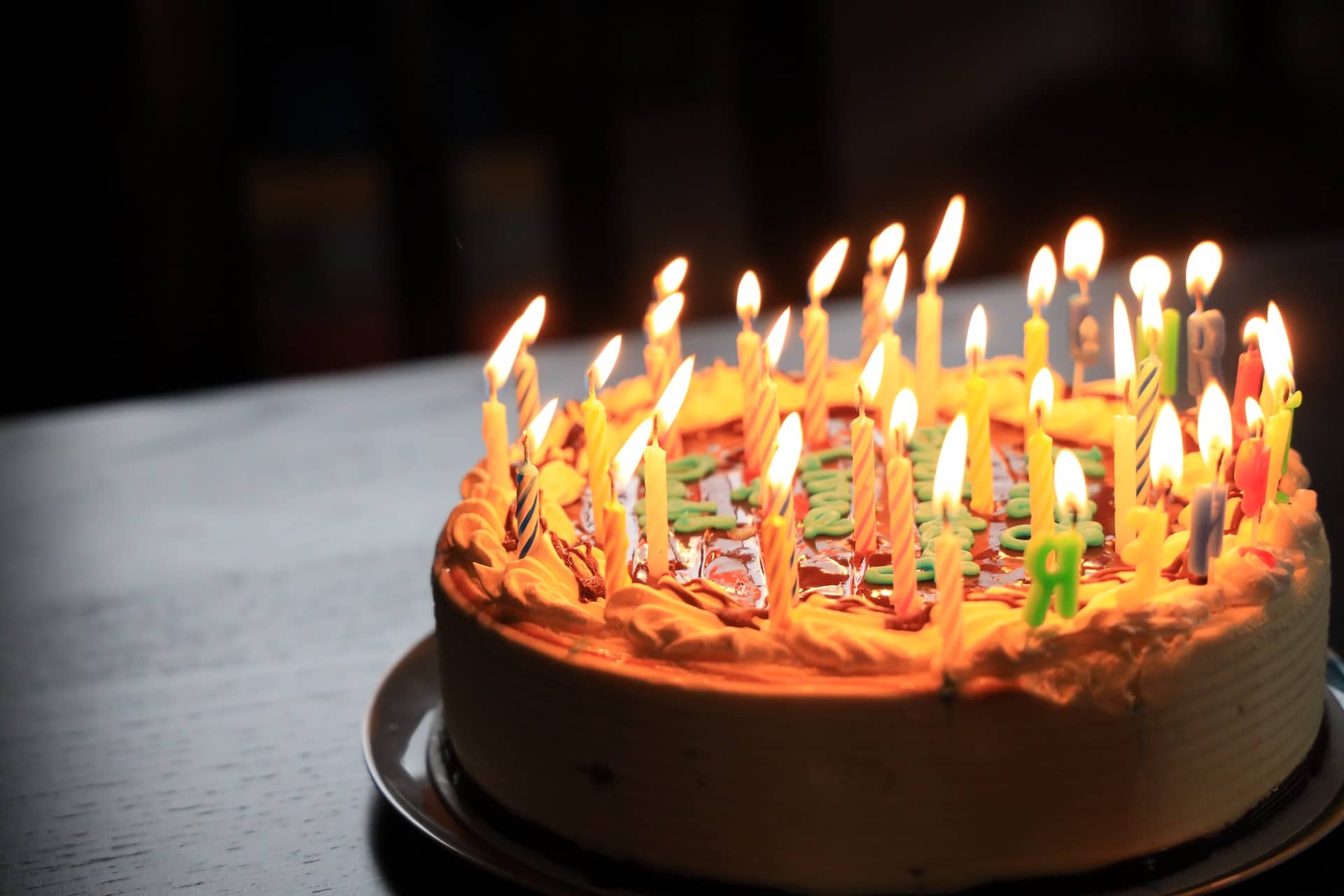 Jak upiec tort urodzinowy dla dziecka?