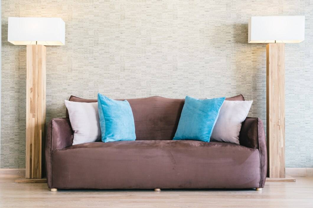 Jak wybrać idealną sofę tapicerowaną do twojego salonu?